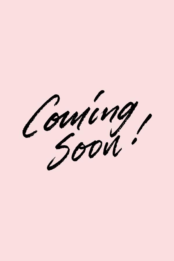 Pregnancy Reveal Essentials